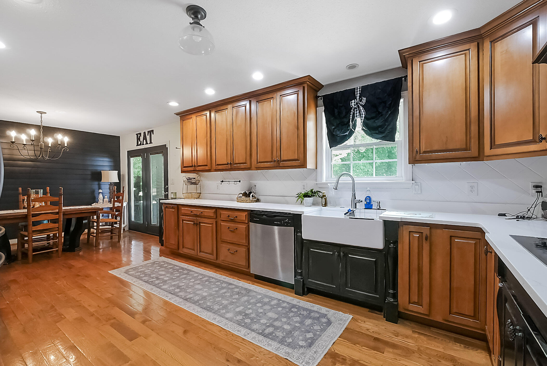1649 East Boy Scout Road Hixson, TN 37343 - Photo 13 of 46 43-P1730965