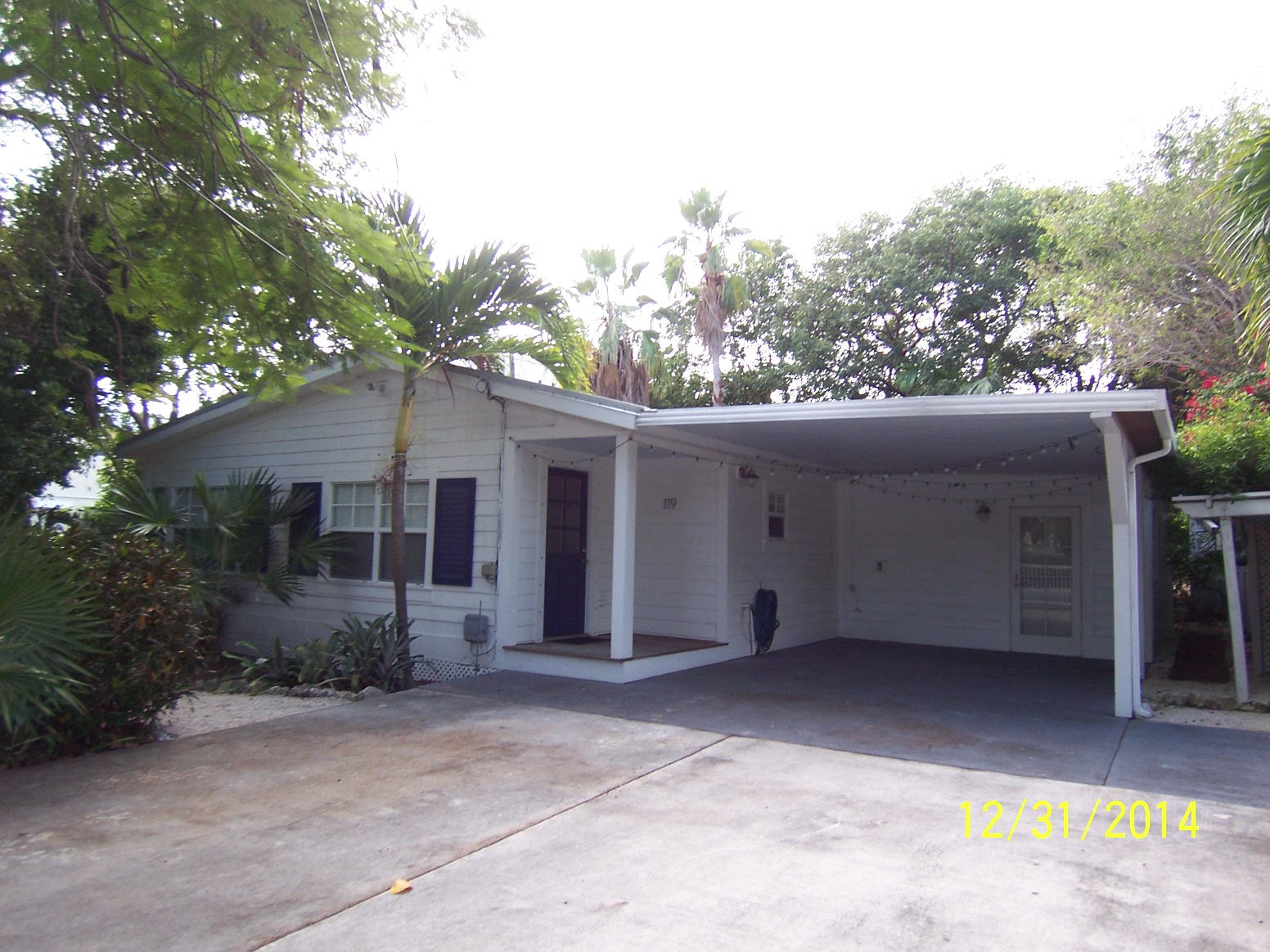 119 Sterling Road Tavernier, FL 33070 - Photo 9 of 16 Front of 119 Sterling Road, Tavernier in