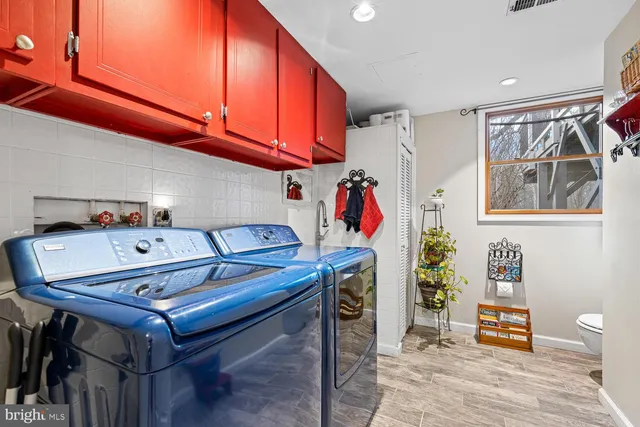 $995,000 | 1573 Garrisonville Road, Stafford, VA 22556