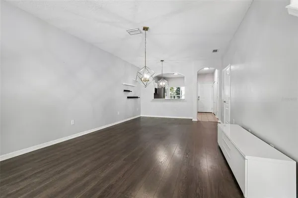 $2,200 | 3566 High Hampton Circle, Tampa, FL 33610