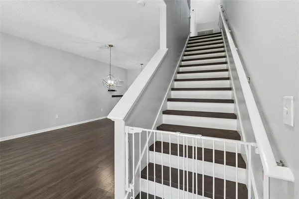 $2,200 | 3566 High Hampton Circle, Tampa, FL 33610