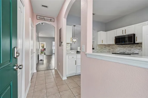 $2,200 | 3566 High Hampton Circle, Tampa, FL 33610