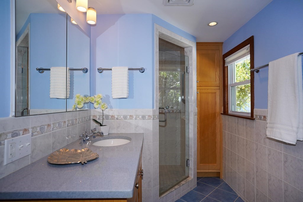 10 Dennett Road Winchester, MA 01890 - Photo 17 of 32 Gallery Image 17