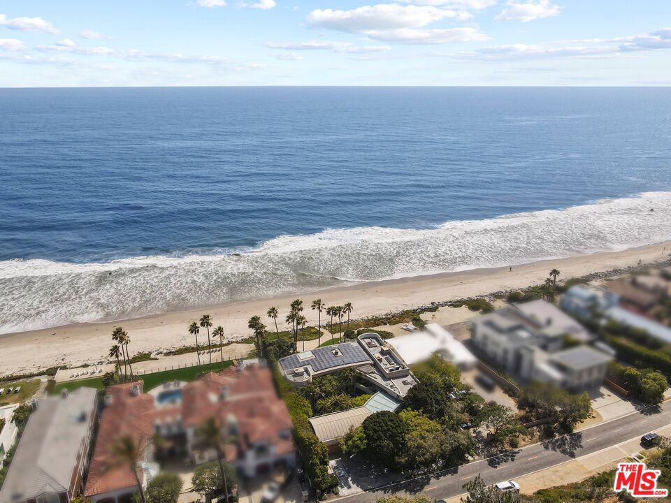 31280 Broad Beach Road Malibu, CA 90265 - Photo 6 of 43 a view of an ocean