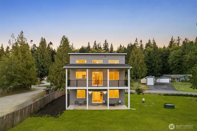 $1,100,000 | 8319 South Lake Ketchum Road, Stanwood, WA 98292