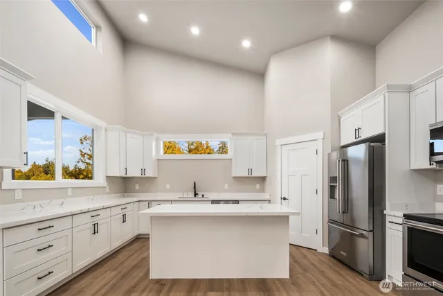 $1,100,000 | 8319 South Lake Ketchum Road, Stanwood, WA 98292