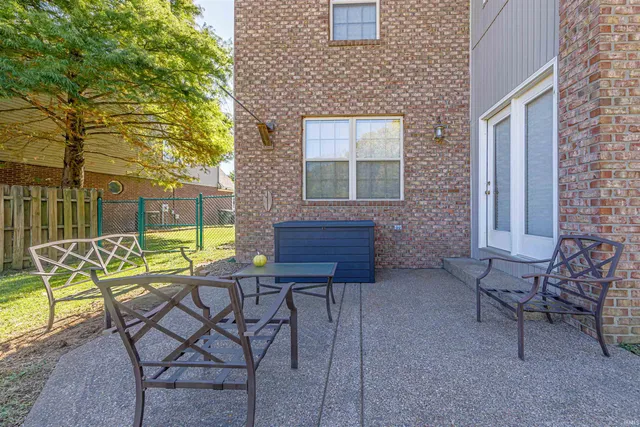 $354,900 | 3116 Roselawn Drive, Evansville, IN 47711