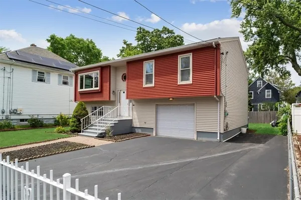 $490,000 | 325 Northup Street, Cranston, RI 02905