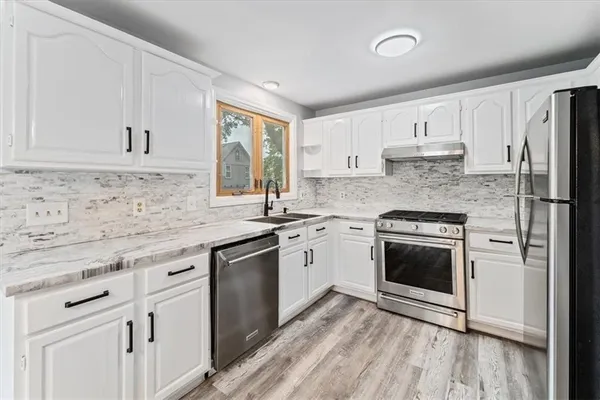 $490,000 | 325 Northup Street, Cranston, RI 02905