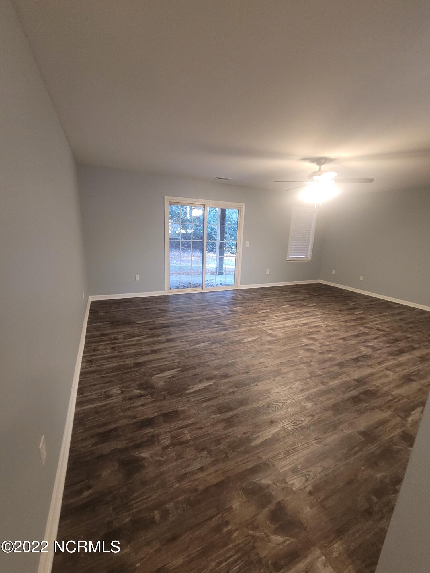 5132 Greenville Loop Road, Unit B Wilmington, NC 28409 - Photo 2 of 17 2