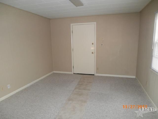 3609 Hartzell Road New Haven, IN 46774 - Photo 4 of 6