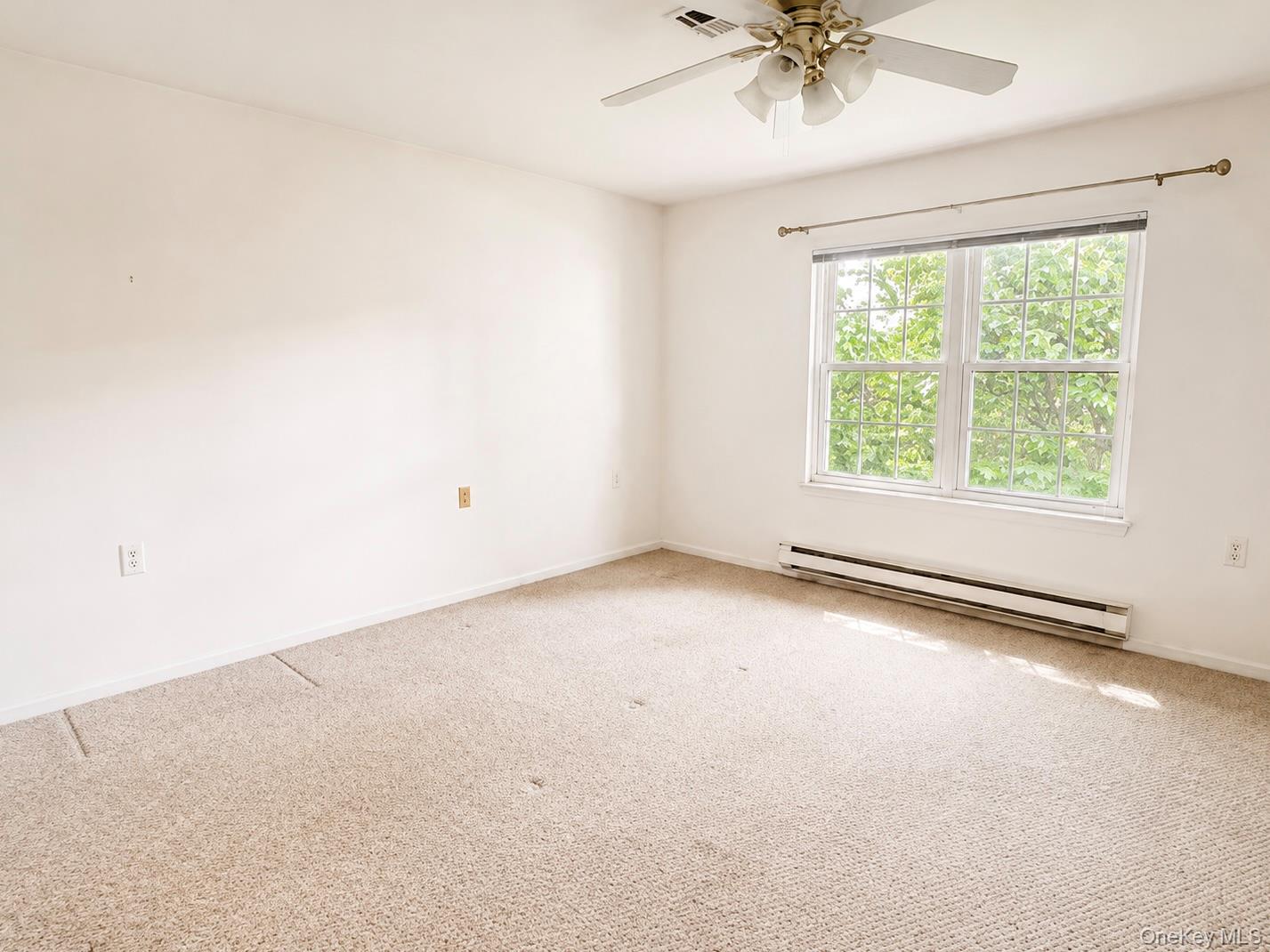344 Woodbridge Drive, Unit B Ridge, NY 11961 - Photo 7 of 13 Gallery Image 7