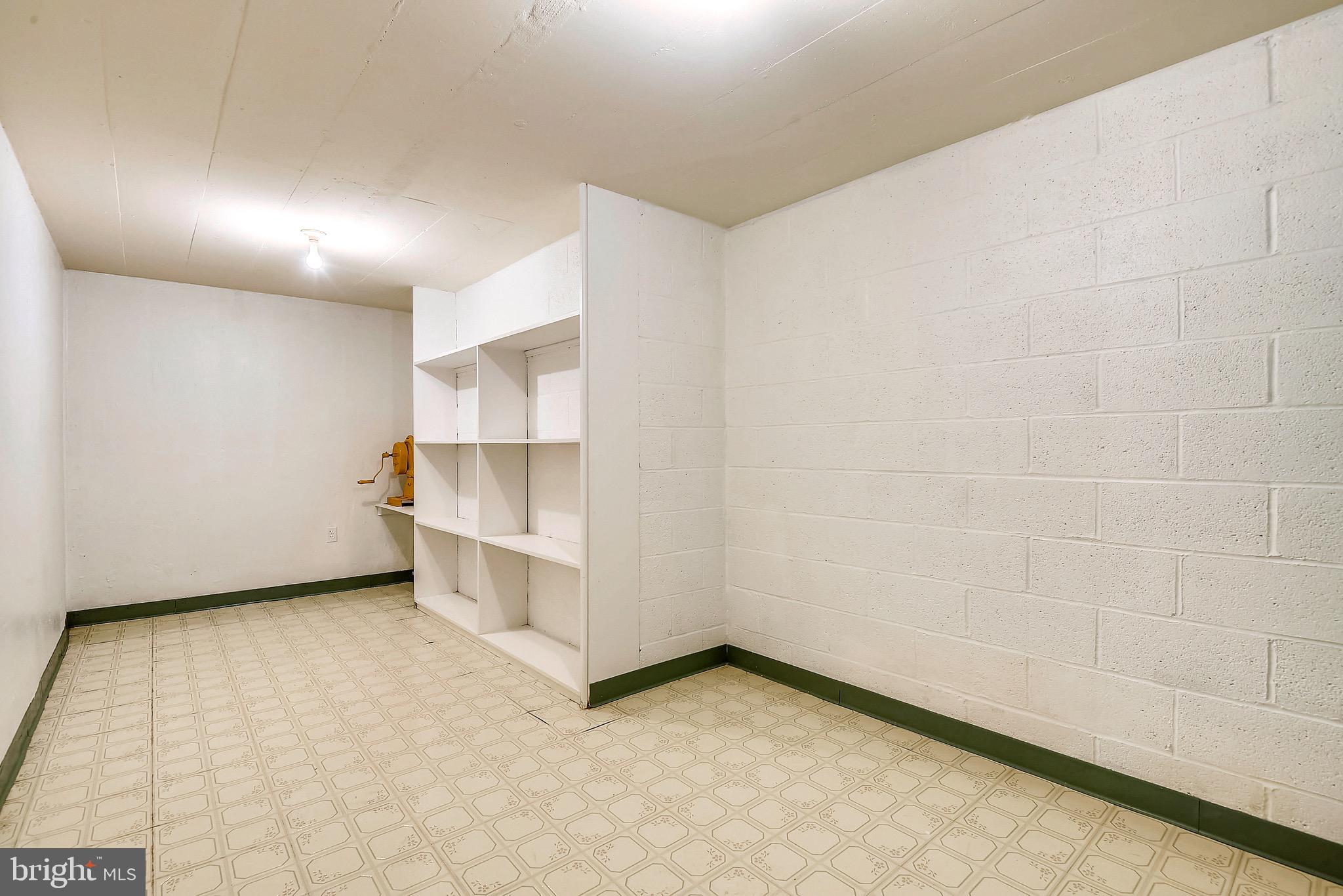 5105 Springlake Way Baltimore, MD 21212 - Photo 43 of 57 Additional separate storage area