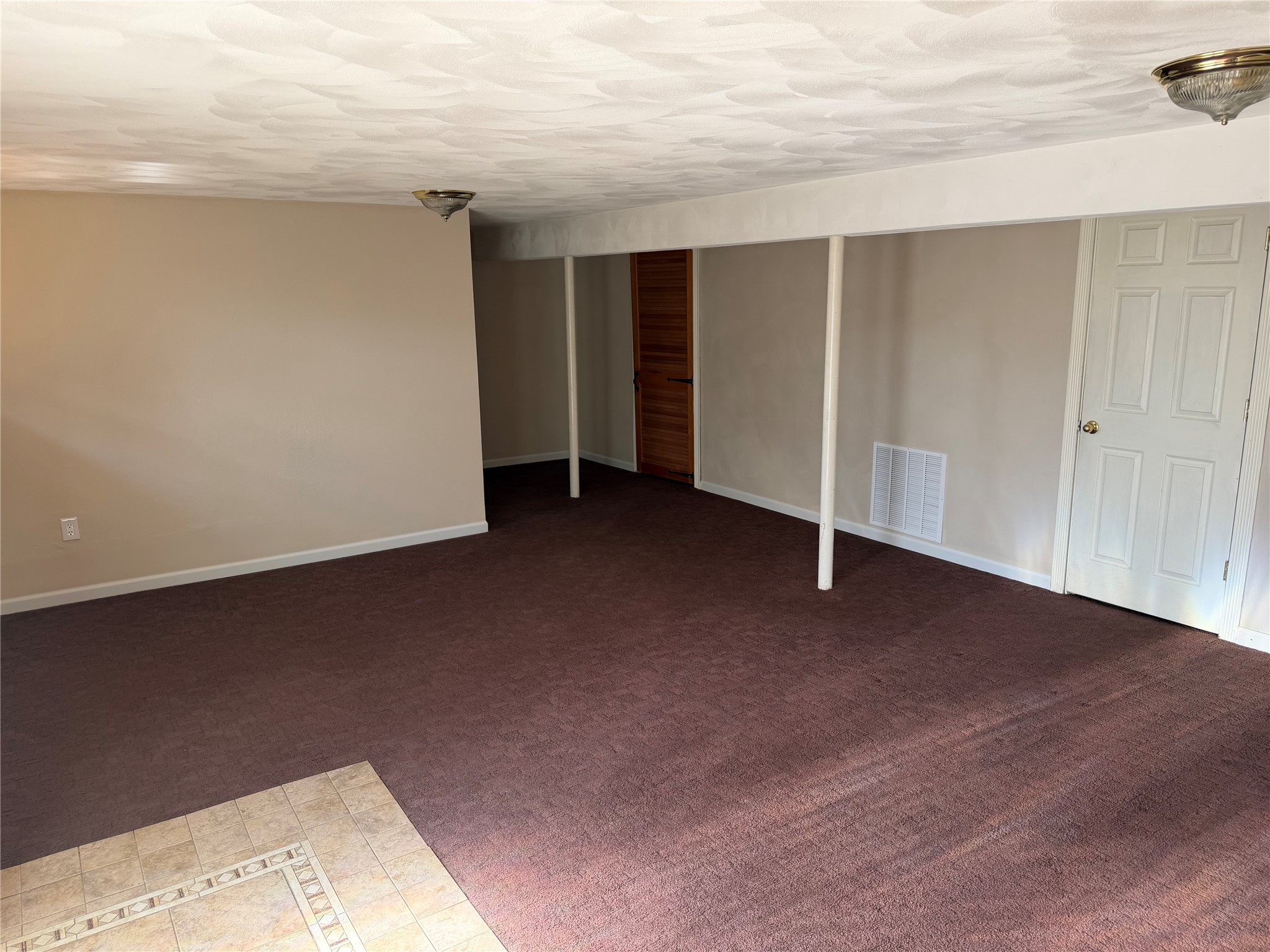 13 Spring Street Binghamton, NY 13903 - Photo 24 of 43