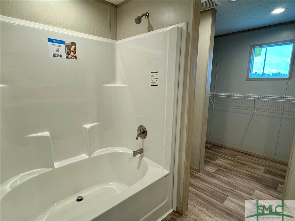1932 Luke Road Midway, GA 31320 - Photo 23 of 32 Master bath