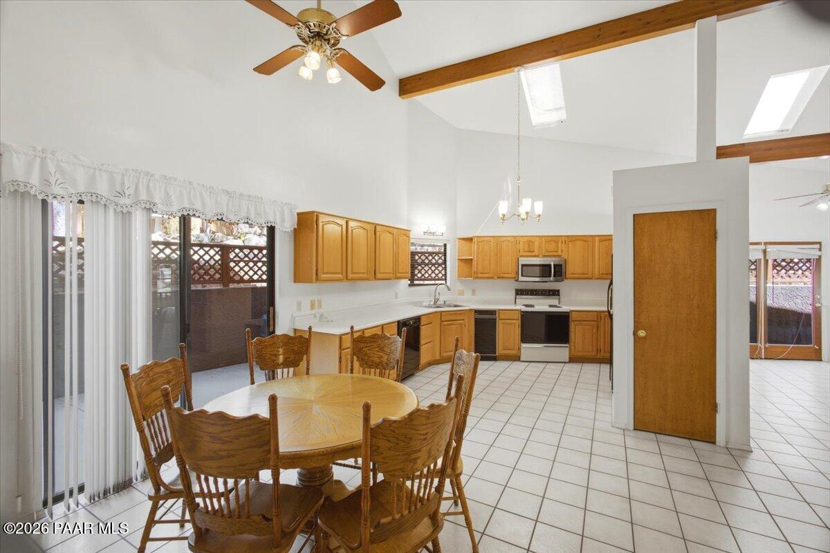 1882 Timber Point East Prescott, AZ 86303 - Photo 5 of 17 05-Dining to Kitchen