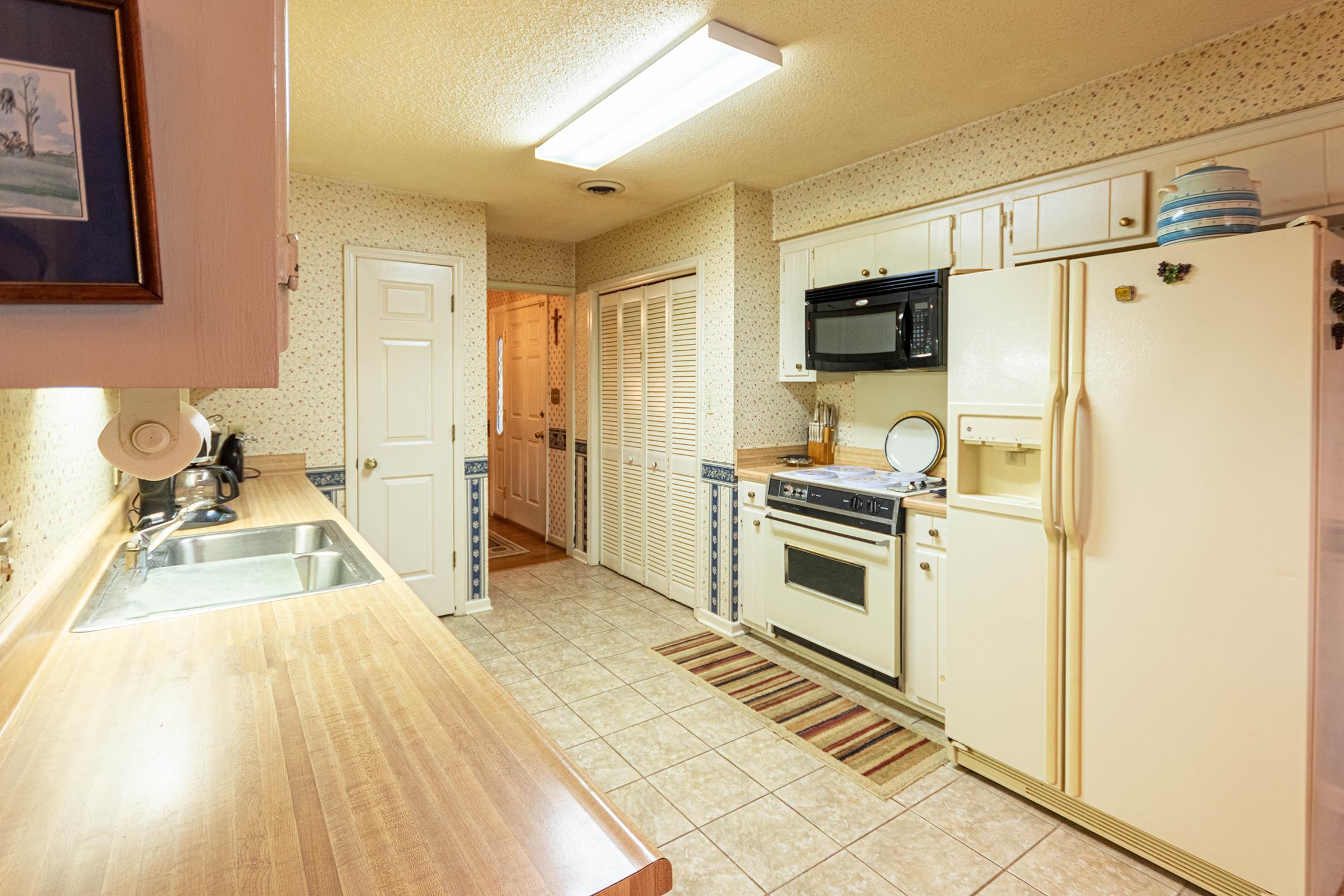 6028 Brookgreen Court Spartanburg, SC 29301 - Photo 3 of 21 Gallery Image 3