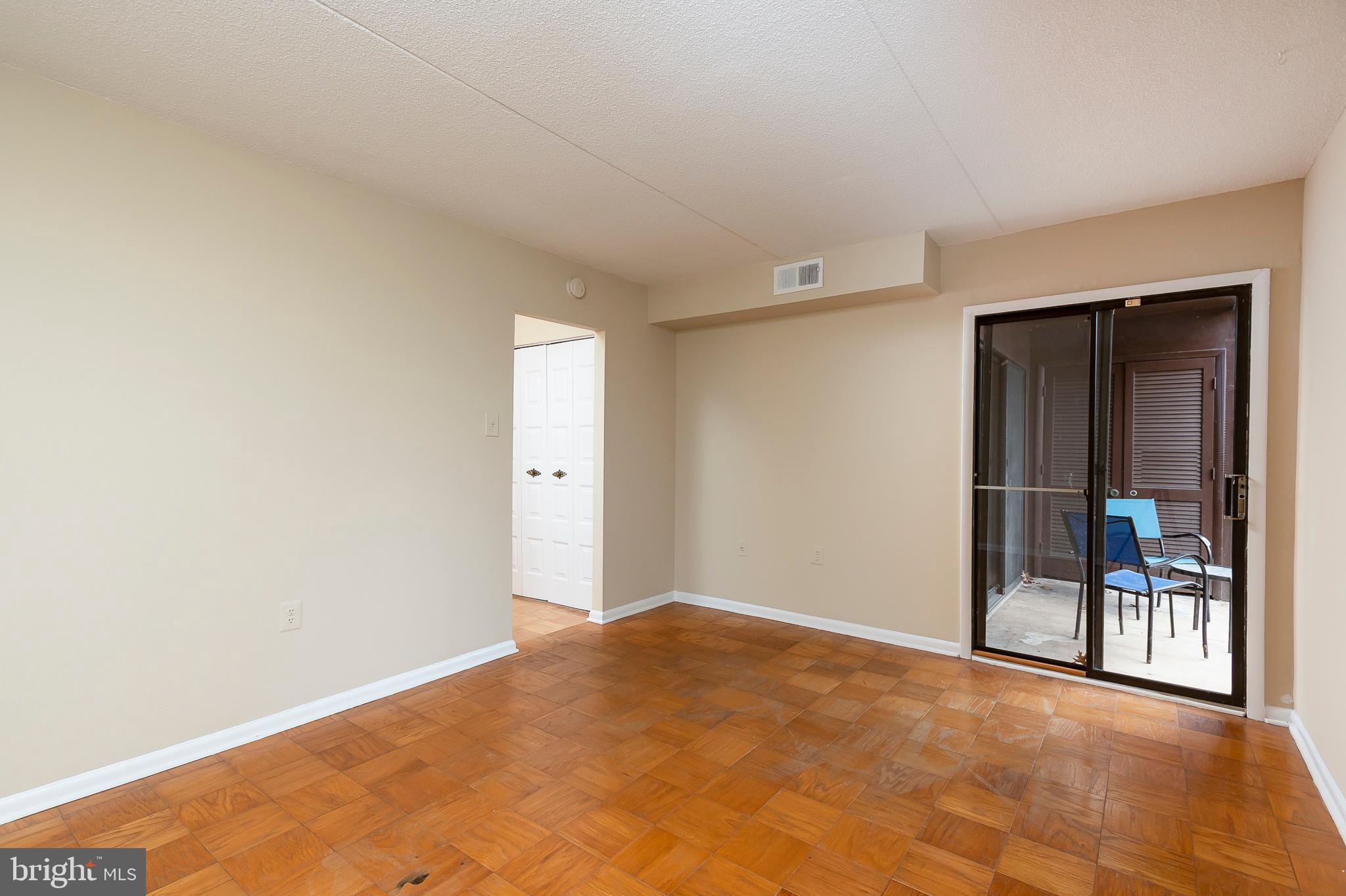 5251 West Running Brook Road, Unit 102 Columbia, MD 21044 - Photo 17 of 30 Master Bedroom (alt view)