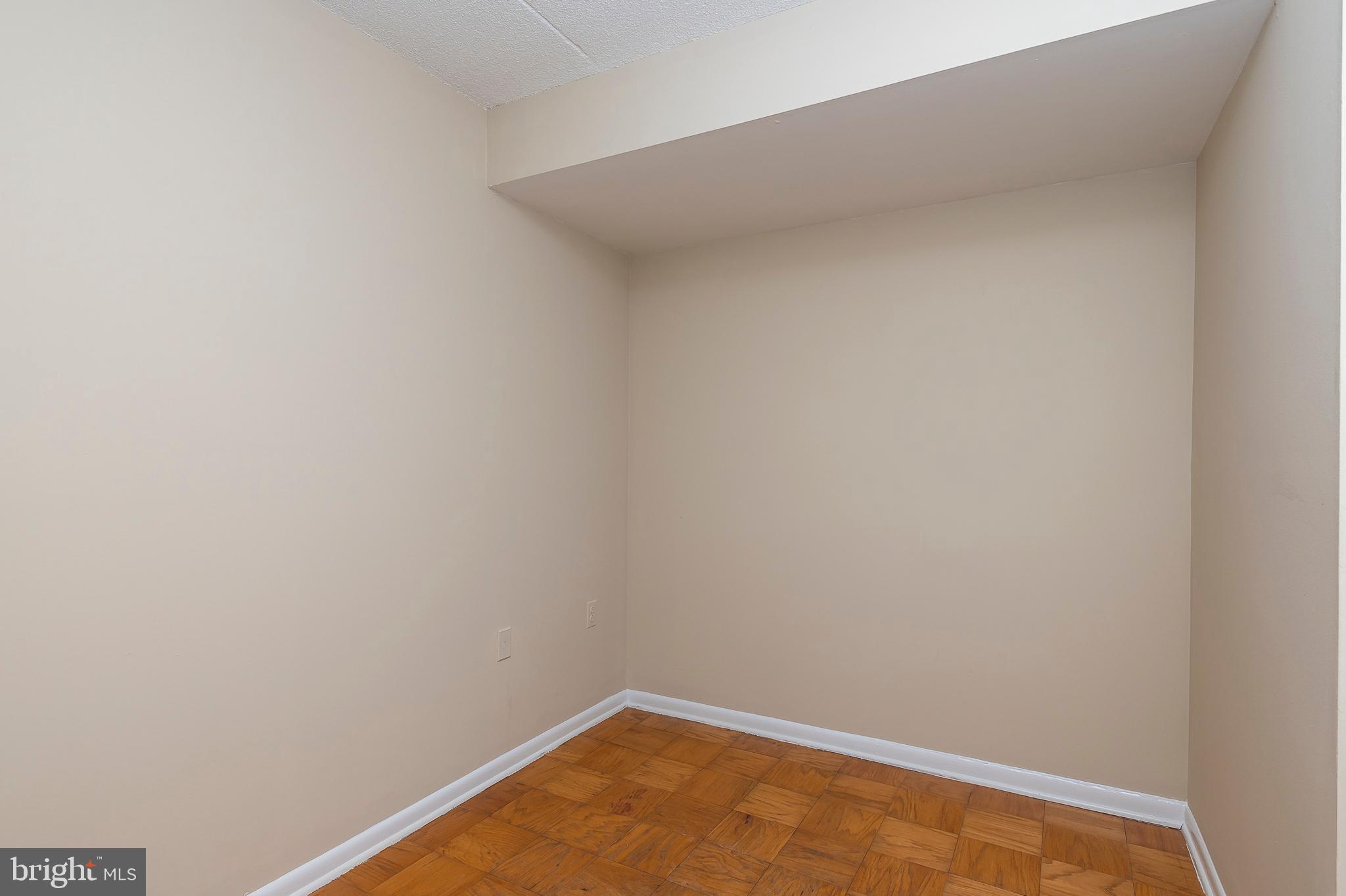 5251 West Running Brook Road, Unit 102 Columbia, MD 21044 - Photo 8 of 30 Dining Area