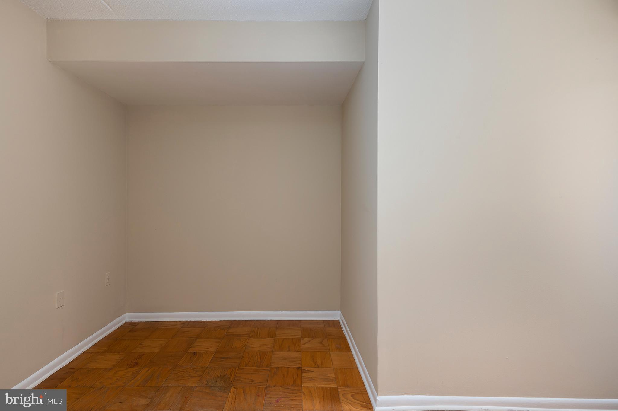 5251 West Running Brook Road, Unit 102 Columbia, MD 21044 - Photo 9 of 30 Dining Area (alt view)