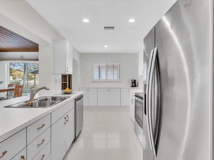 $299,900 | 4504 Northwest 47th Terrace, Tamarac, FL 33319