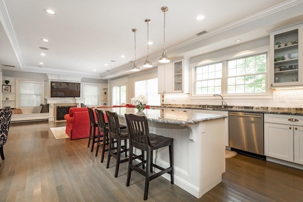 16 Chinian Path Newton, MA 02459 - Photo 8 of 29