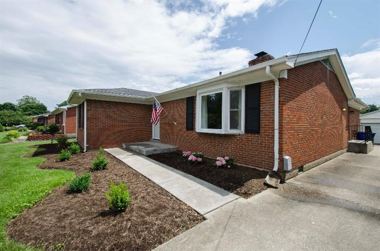 640 Worcester Road Lexington, KY 40503 - Photo 3 of 46 Photo 3
