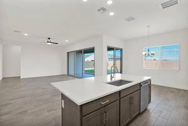 $3,400 | 3130 East Flintlock Drive, Queen Creek, AZ 85142