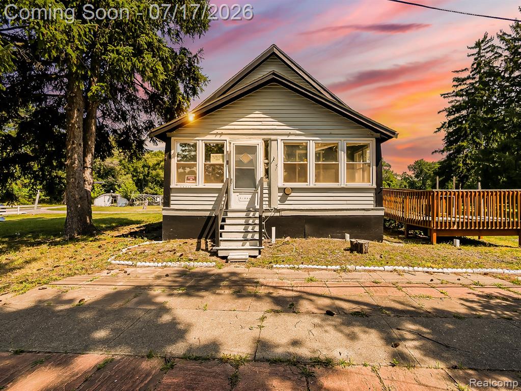 24850 West Nine Mile Road Southfield, MI 48033 - Photo 1 of 54