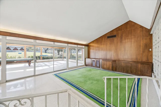 $460,000 | 6203 Bermuda Dunes Drive, Houston, TX 77069