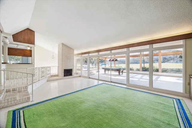 $460,000 | 6203 Bermuda Dunes Drive, Houston, TX 77069