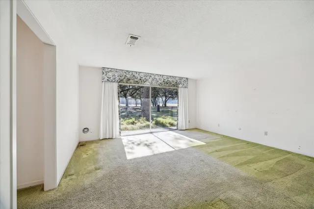 $460,000 | 6203 Bermuda Dunes Drive, Houston, TX 77069