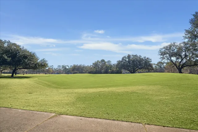 $460,000 | 6203 Bermuda Dunes Drive, Houston, TX 77069