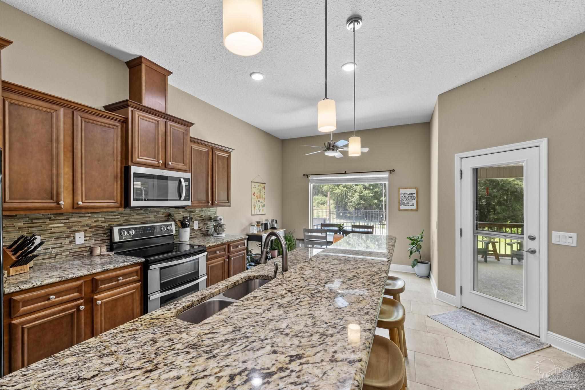 2085 10 Mile Road Pace, FL 32571 - Photo 12 of 40