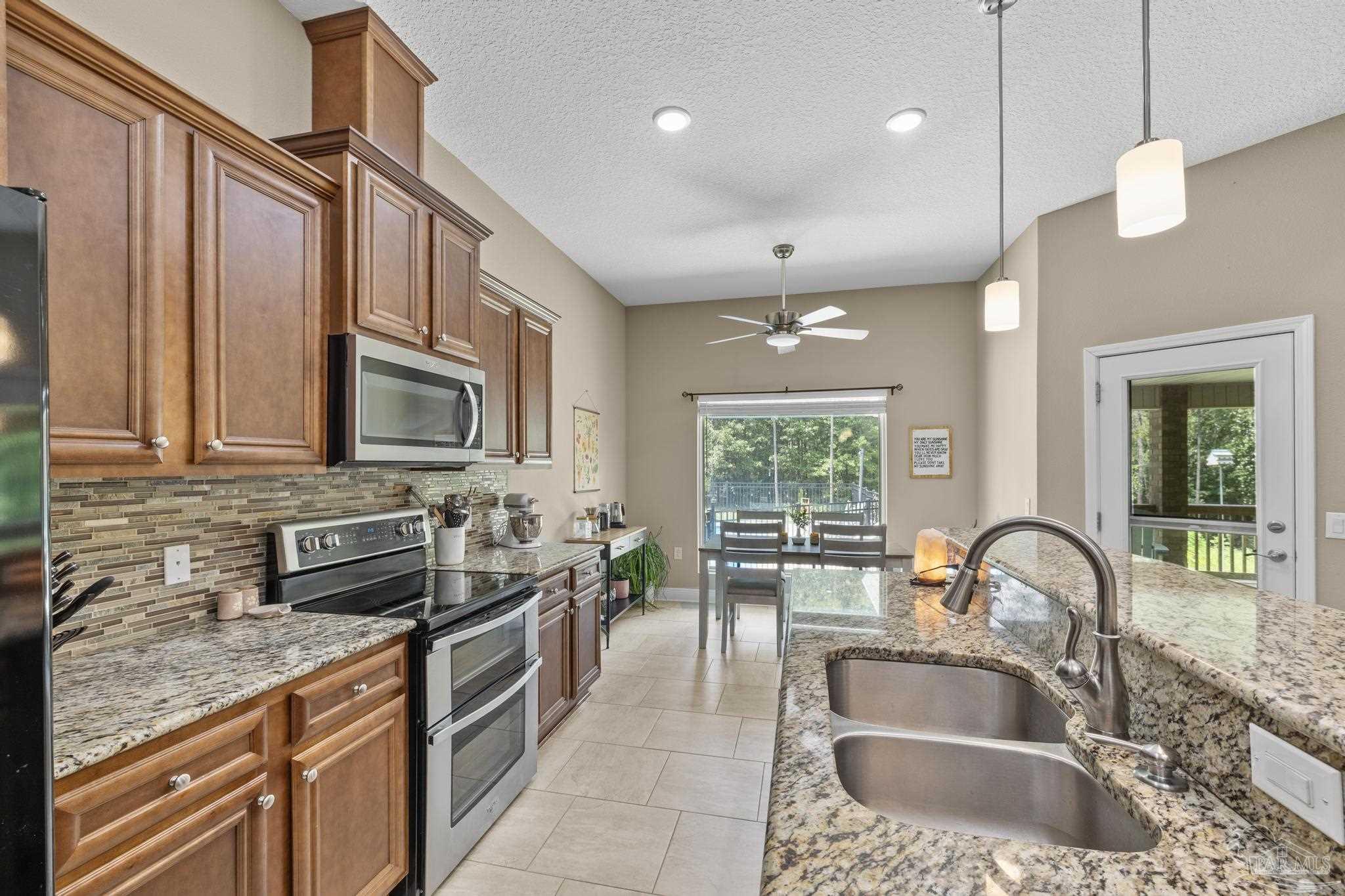 2085 10 Mile Road Pace, FL 32571 - Photo 14 of 40