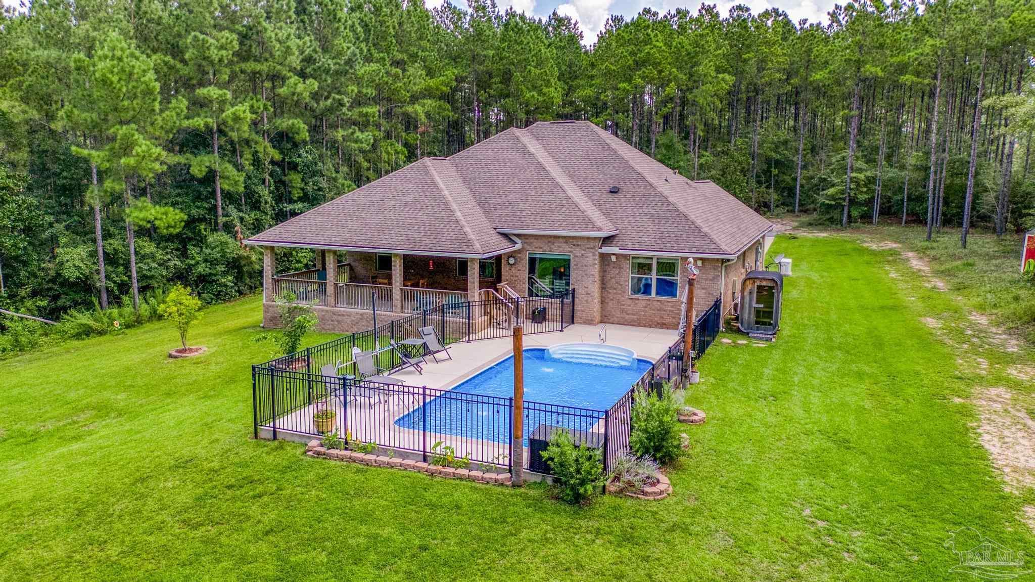 2085 10 Mile Road Pace, FL 32571 - Photo 32 of 40