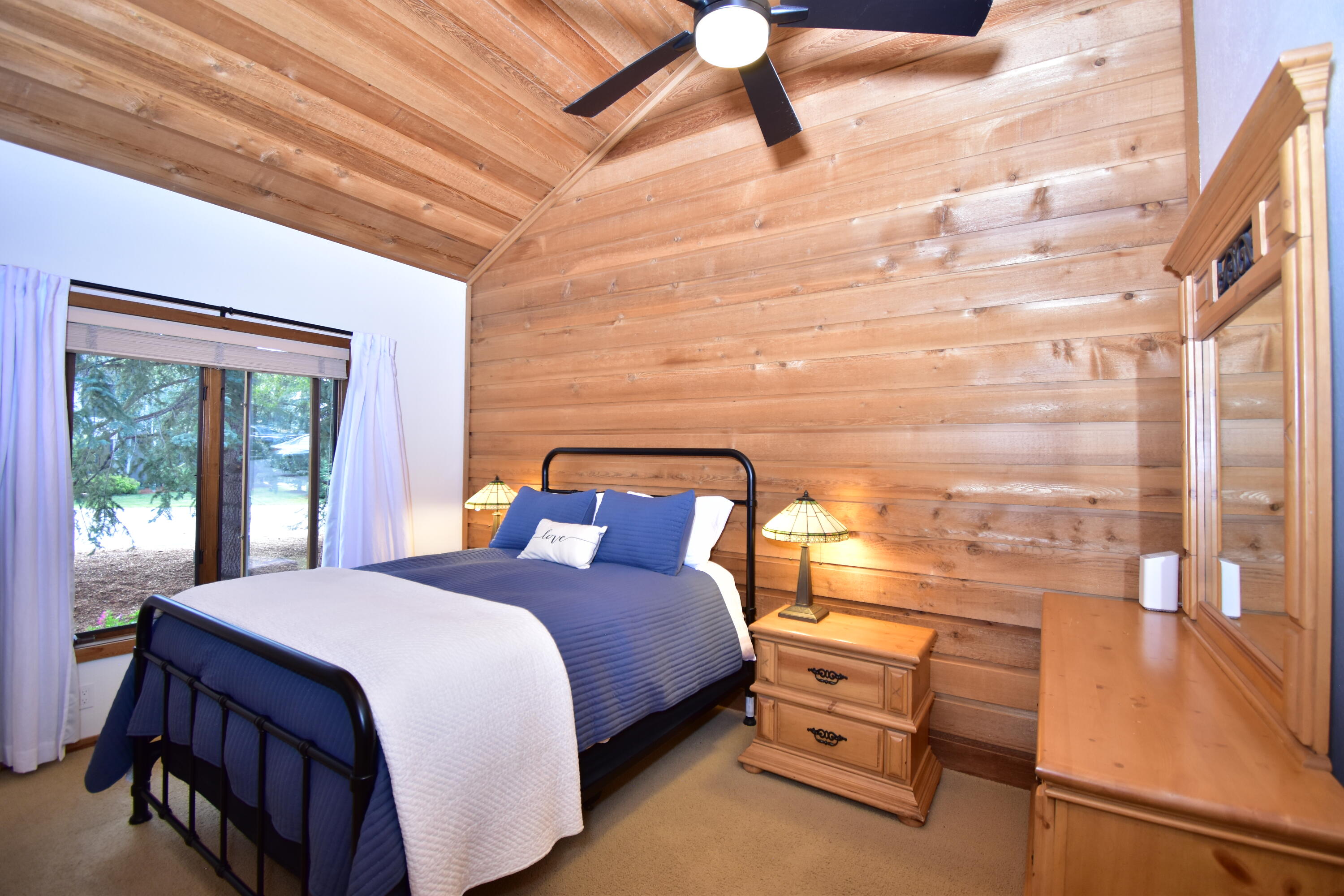 4342 Fairway Nine Road, Unit 4342 Sun Valley, ID 83353 - Photo 15 of 29 Primary Bedroom 1