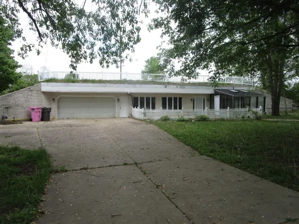 $269,900 | 12600 15 1/2 Mile Road, Marshall, MI 49068