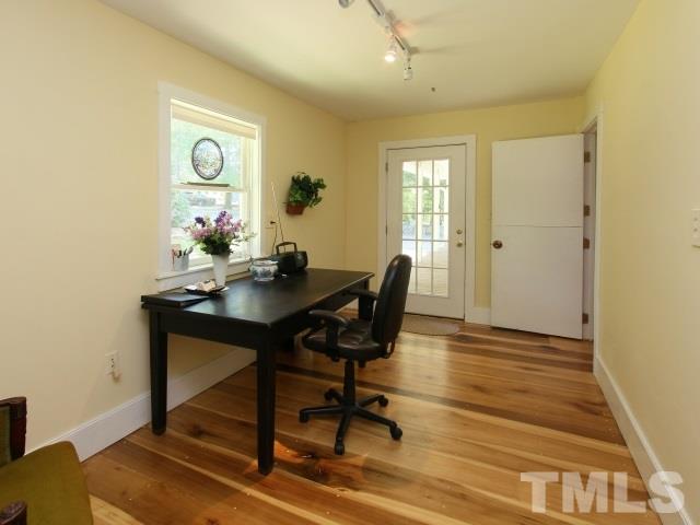 4706 A Thompson Mill Road Graham, NC 27253 - Photo 7 of 24 Gallery Image 7