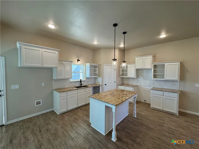 $359,900 | 2540 Cowgirl Trail, Belton, TX 76513