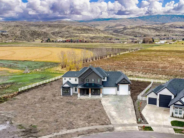 $2,335,827 | 14326 North Hornbill Way, Boise, ID 83714