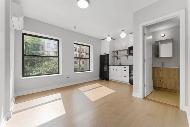 $1,237 | 6019 North Winthrop Avenue, Unit 207, Chicago, IL 60660