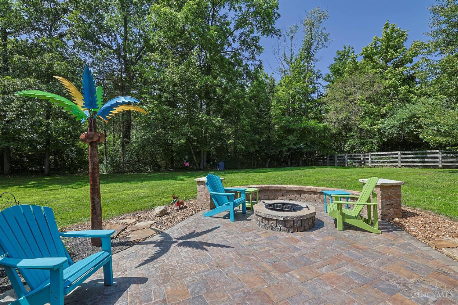 723 Nunner Road Maineville, OH 45039 - Photo 64 of 98 Built-in firepit