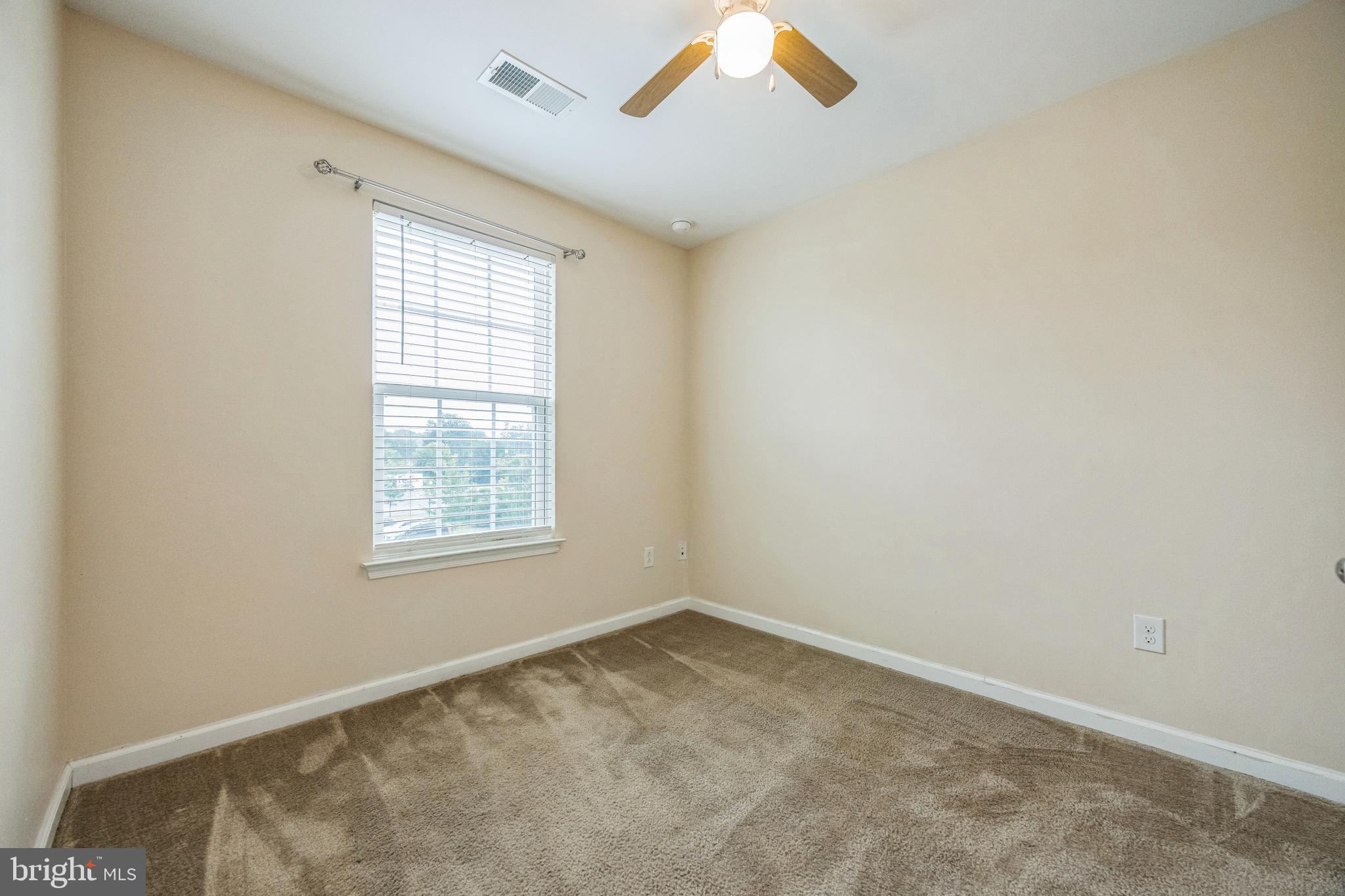 1072 Prime Place Sewell, NJ 08080 - Photo 32 of 36 an empty room with a window