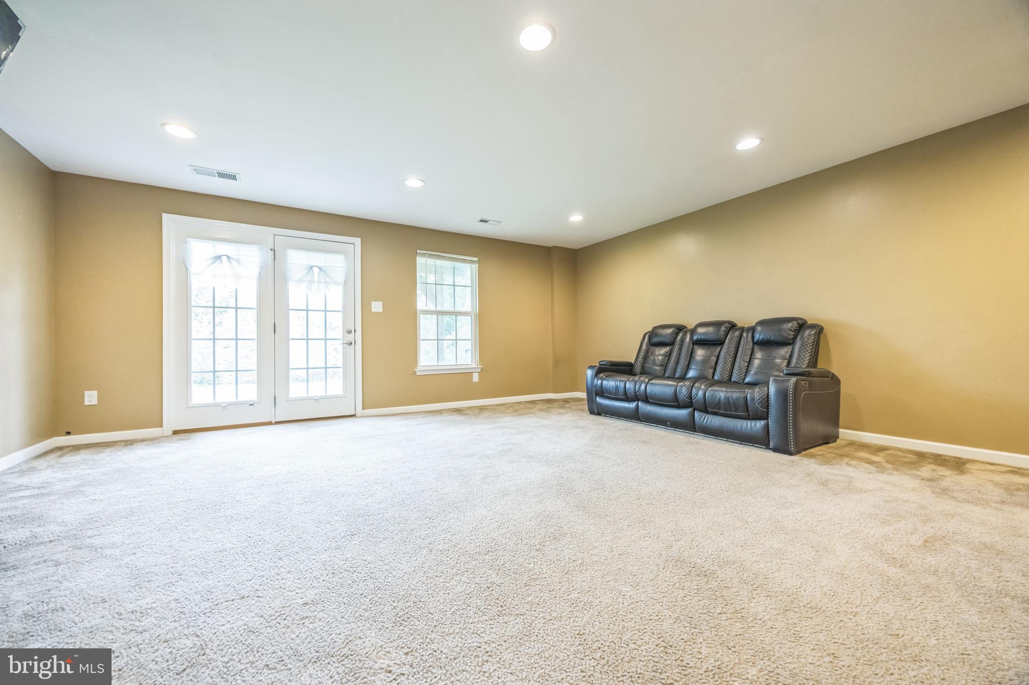 1072 Prime Place Sewell, NJ 08080 - Photo 8 of 36 a living room with furniture and window