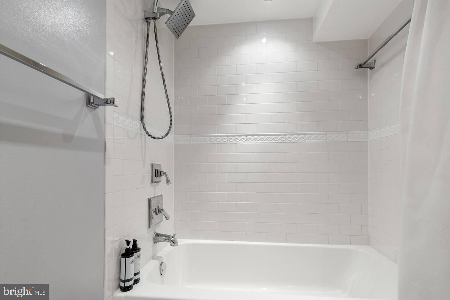 104 R Street Northeast, Unit B Washington, DC 20002 - Photo 12 of 14