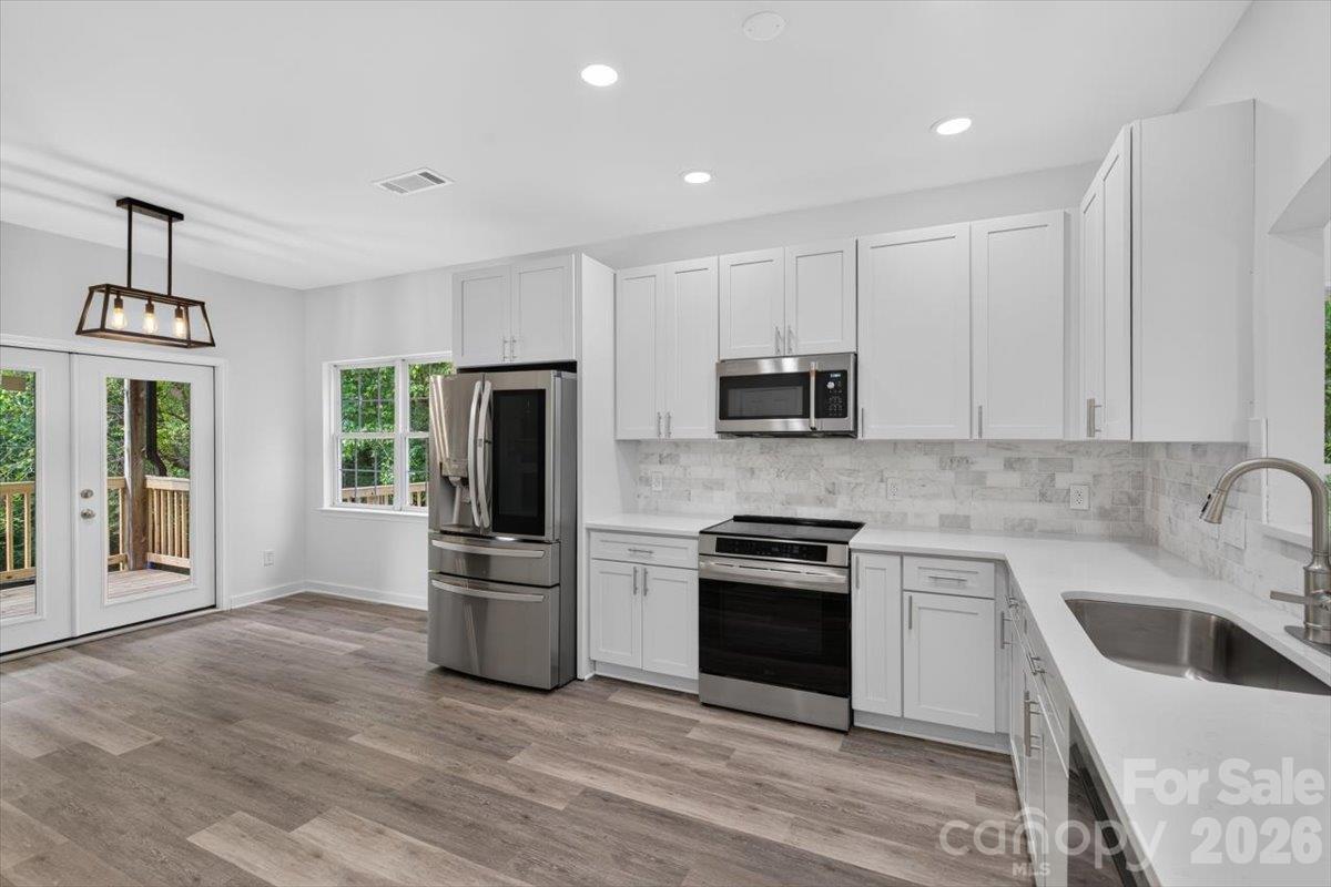 2536 Thornfield Road Charlotte, NC 28273 - Photo 1 of 39 Gallery Image 1