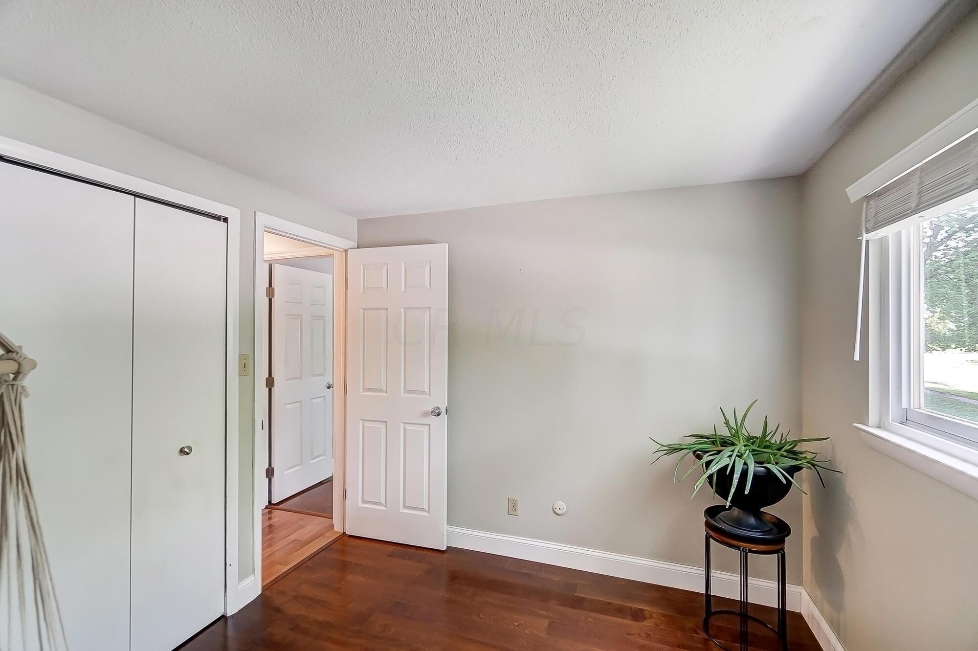 3394 Hoover Road Grove City, OH 43123 - Photo 17 of 28 Bedroom 3