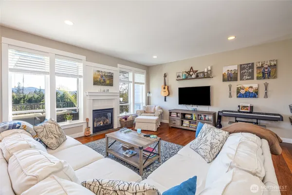 $1,299,000 | 3454 Noahs Way, Bellingham, WA 98226