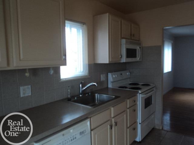 8401 18 18 Mile Road, Unit 124 Sterling Heights, MI 48313 - Photo 22 of 52